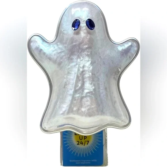 Bath & Body Works FIBER OPTIC GHOST NIGHTLIGHT Wallflowers Fragrance Plug - Picture 1 of 3